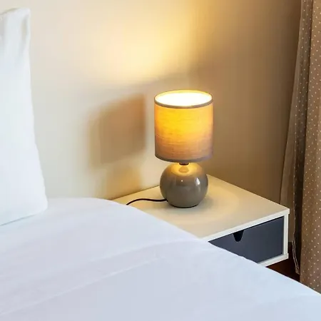 아파트 Casa Da Praca In The Center Of - Guestspa