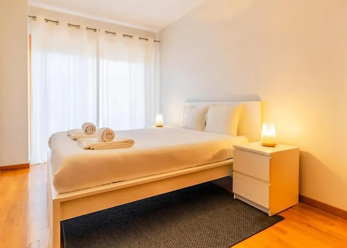 Апартаменты Casa Da Praca In The Center Of - Guestspa