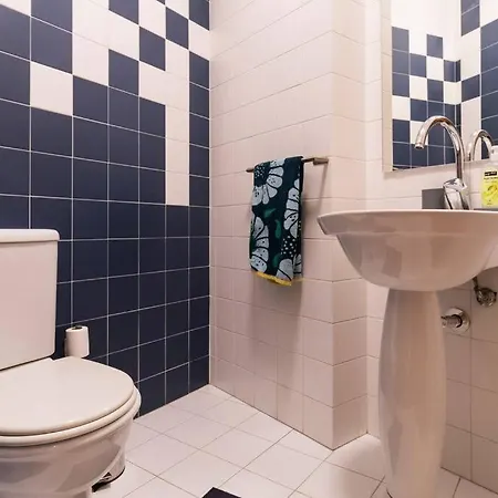 Apartment Casa Da Praca In The Center Of - Guestspa